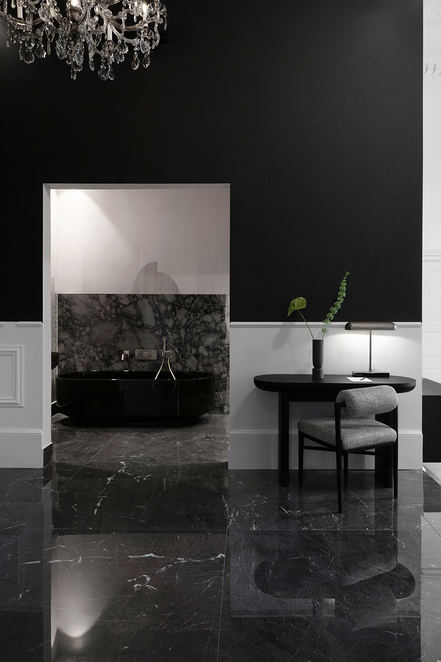 Suite 123 Detail